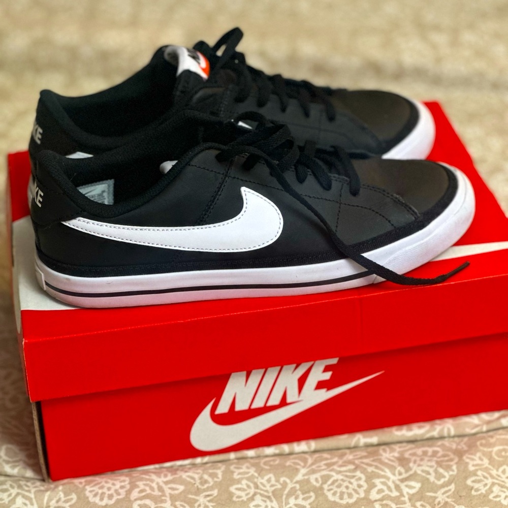 Nike Court Legacy in Boys Youth 6.5 - size 8 in Women’s